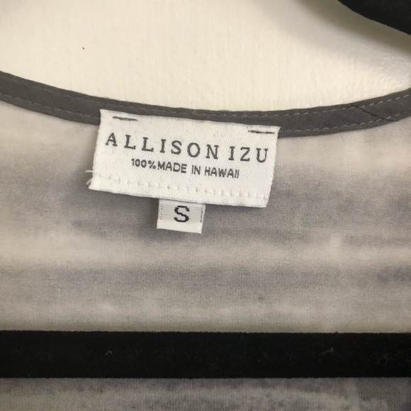 Alison Izu blouse - Picture 2 of 4